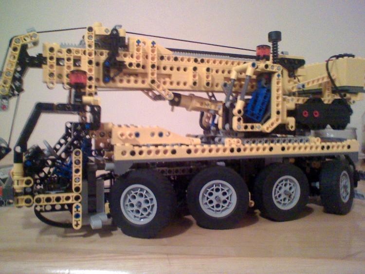 Lego crane